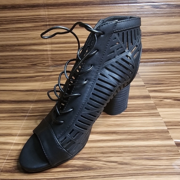 Sam Edelman Lattice Lace-Up Booties Size 5.5 - Picture 3 of 7